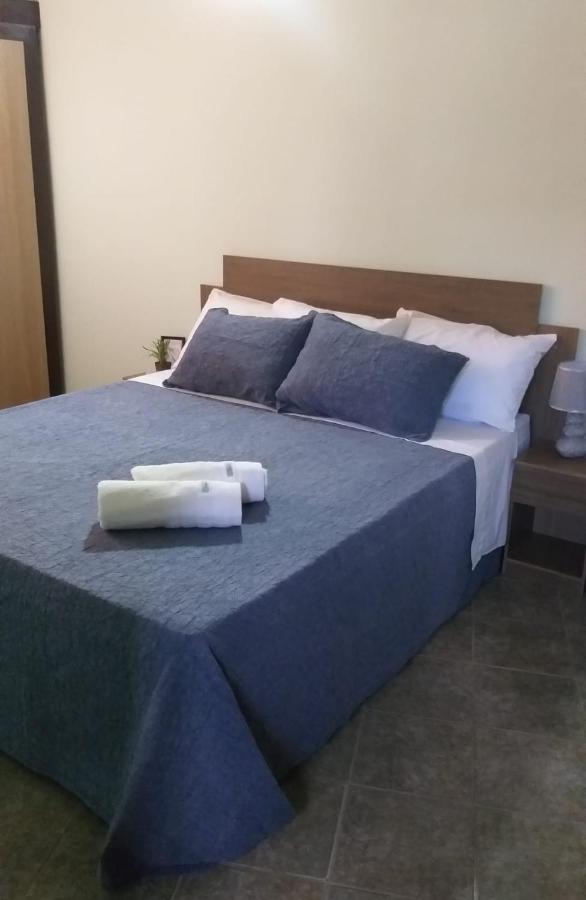 Saiyu Aeropuerto Bed & Breakfast Luque Luaran gambar